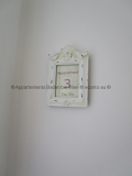 3-tuerschild-appartment-gross